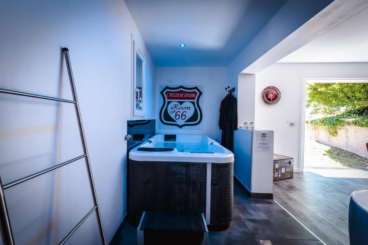Love Room 66 Villecroze Esterno foto